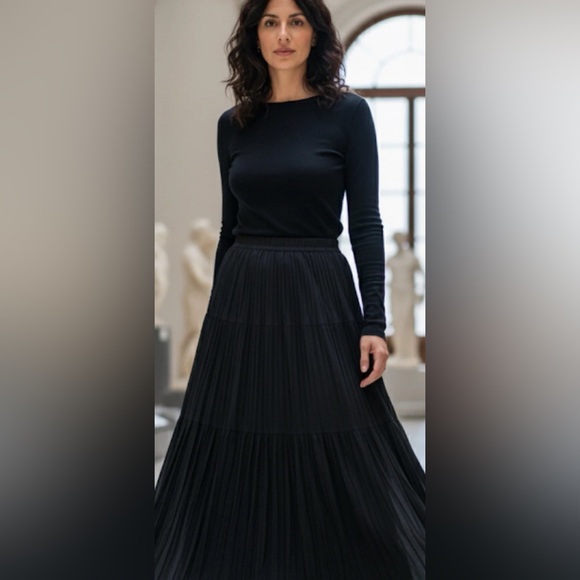 Designs By Julie Black Crushed Crinkle Flared Super Maxi Pull On Skirt Women M - Picture 5 of 12